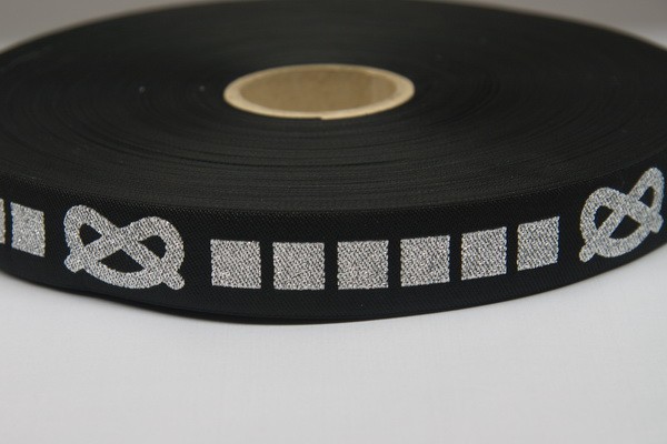 Musterborte Viereck Knoten schwarz silber 25mm